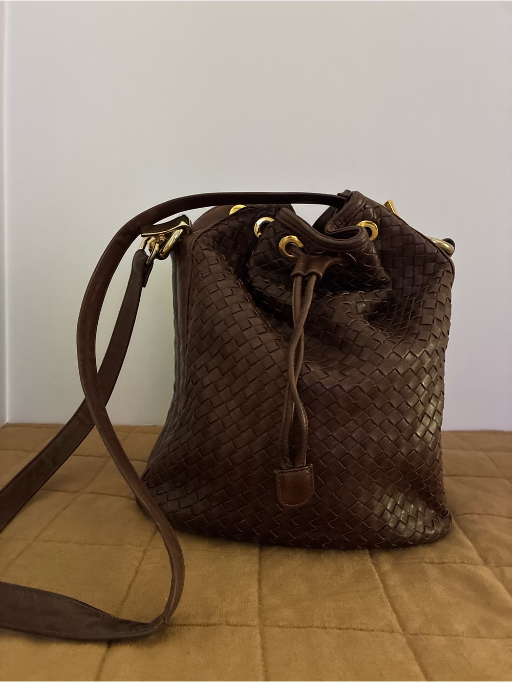 Vintage Woven Drawstring Bucket Bag in Dark Brown leather